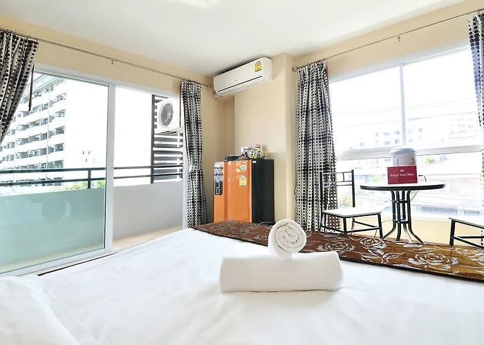Zen Inthamara Soi 49 Hotel 2*